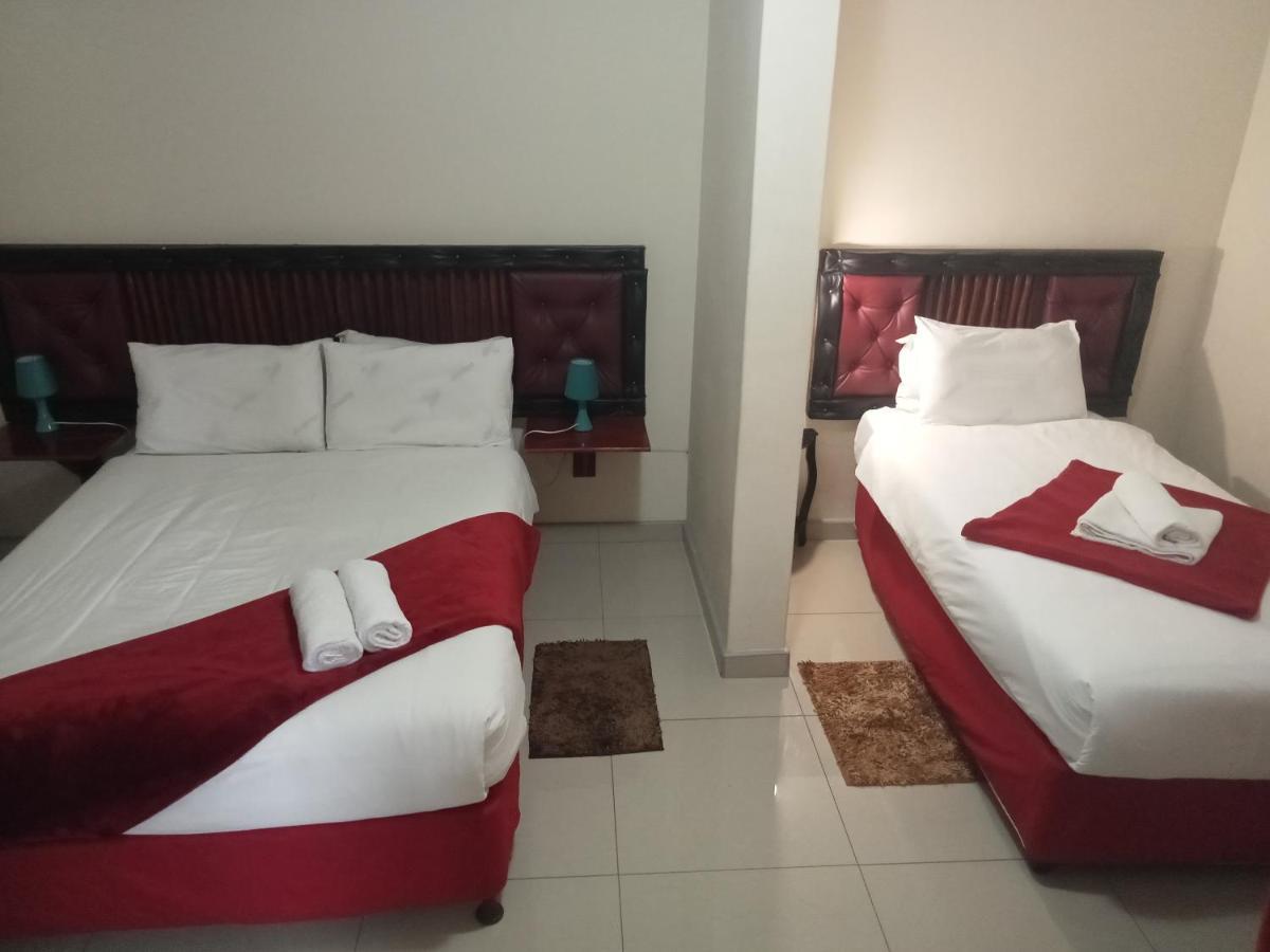 Emampingeni Lodge Bizana Kültér fotó